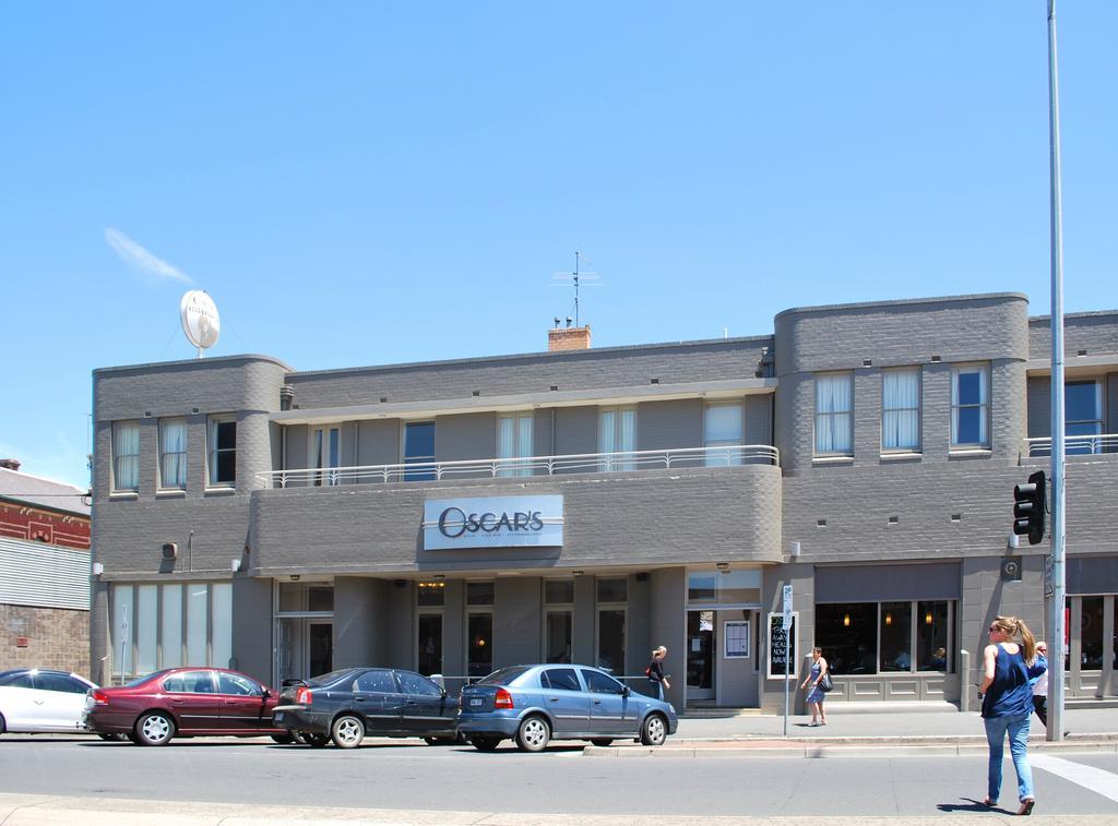 Oscars Hotel And Cafe Bar Ballarat Exterior photo